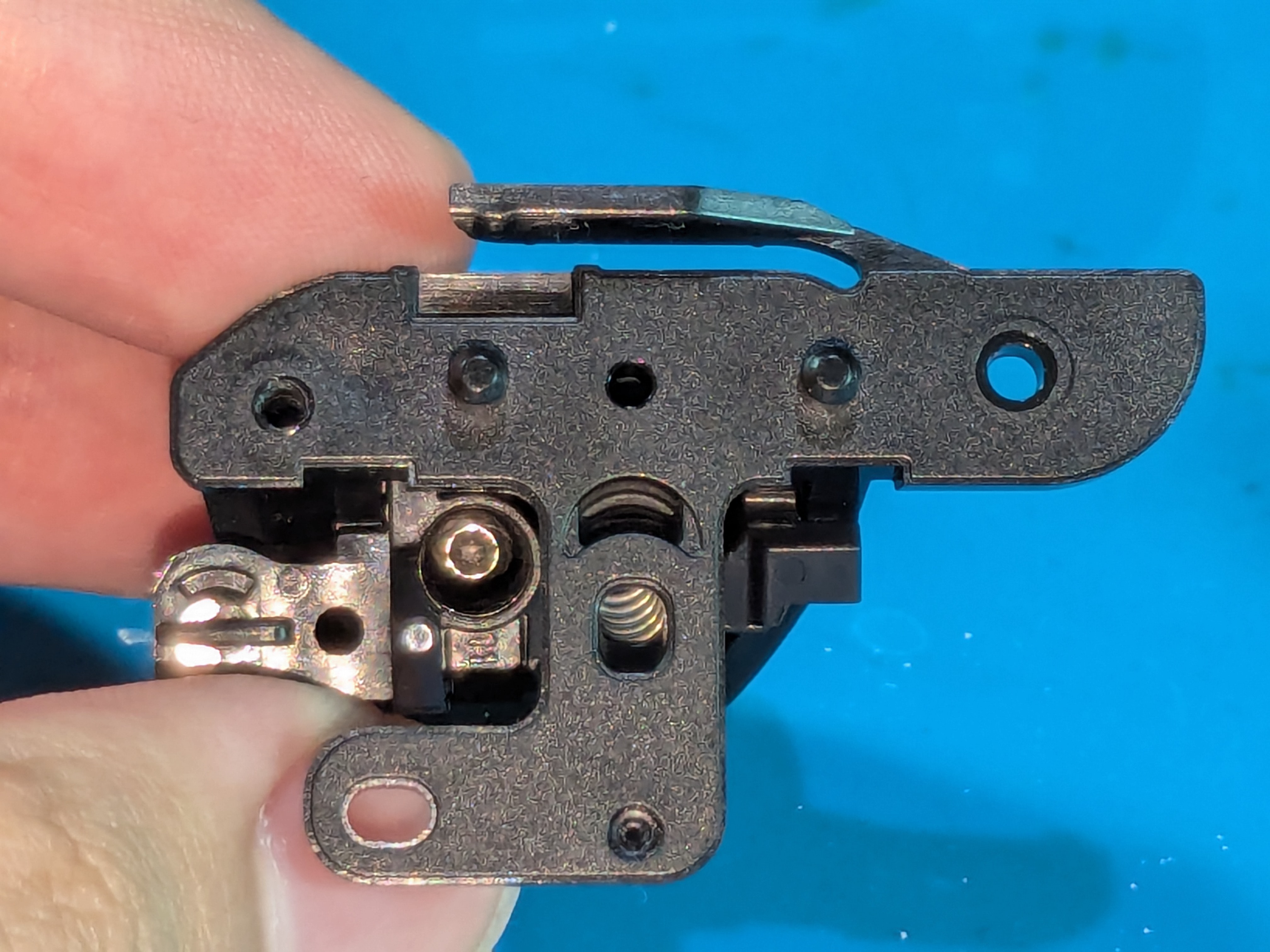 Trigger_Cap_Screw_Location