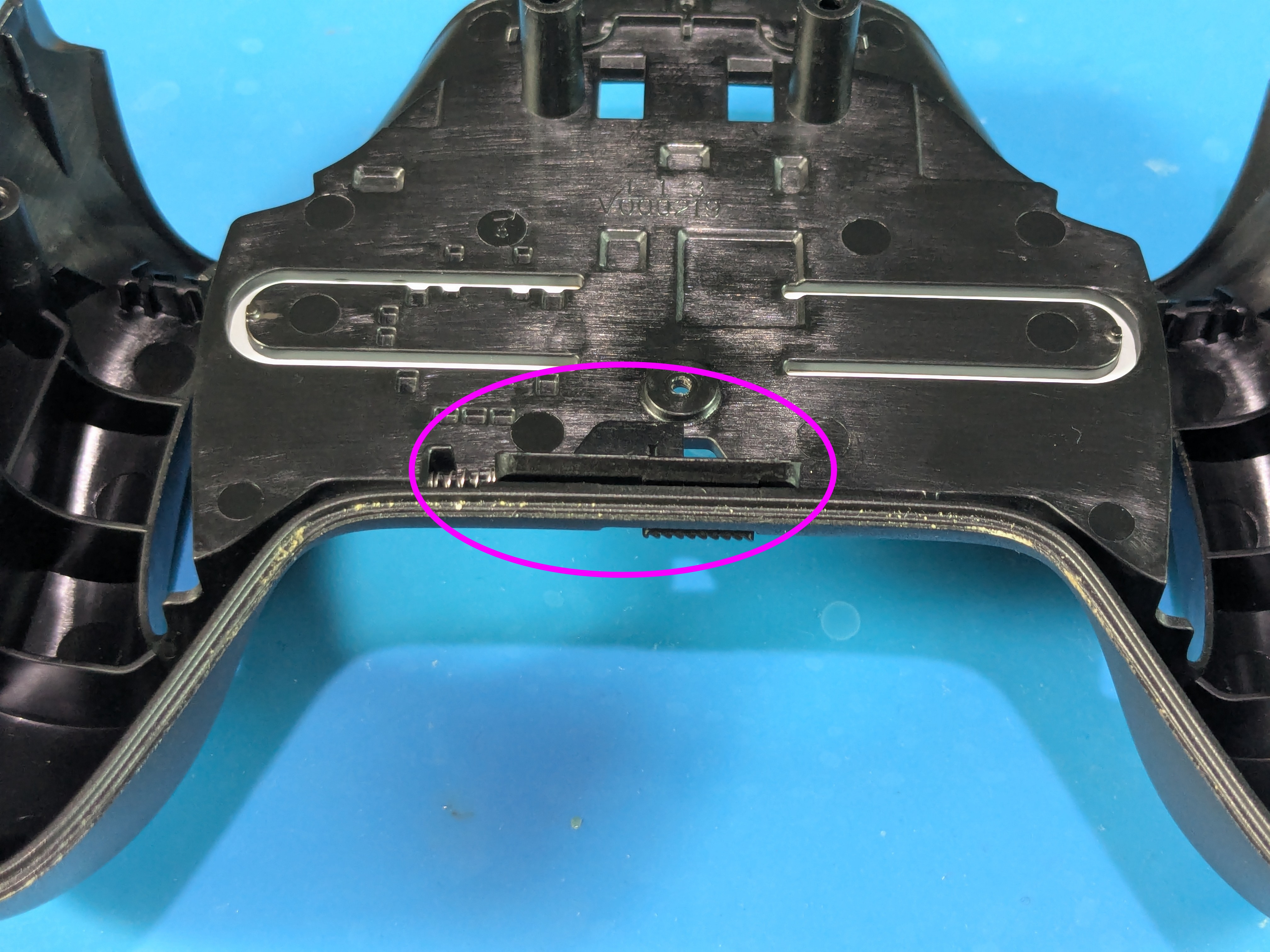 Slider_In_Back_Shell_Edited