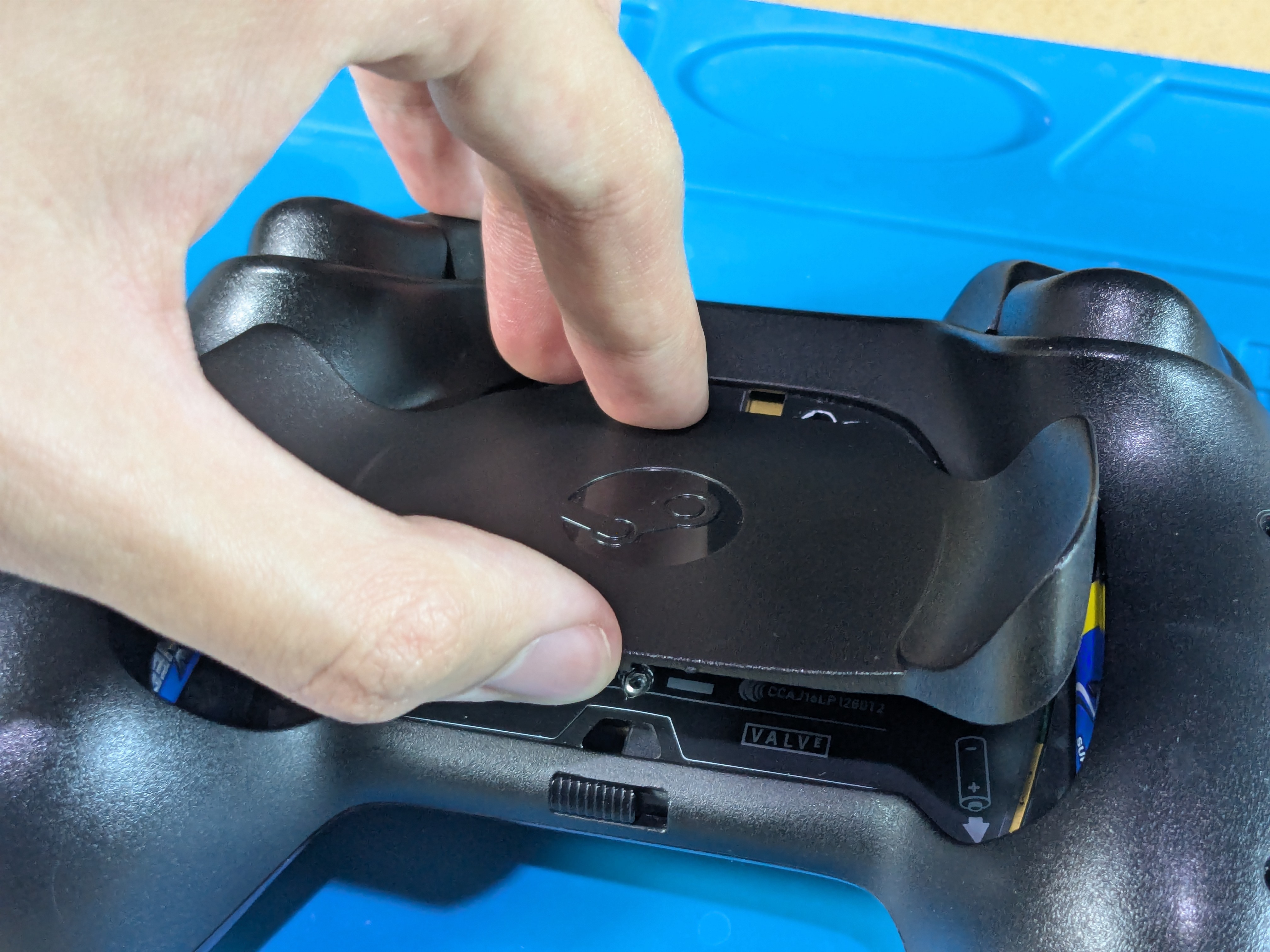 Taking_Off_Backplate