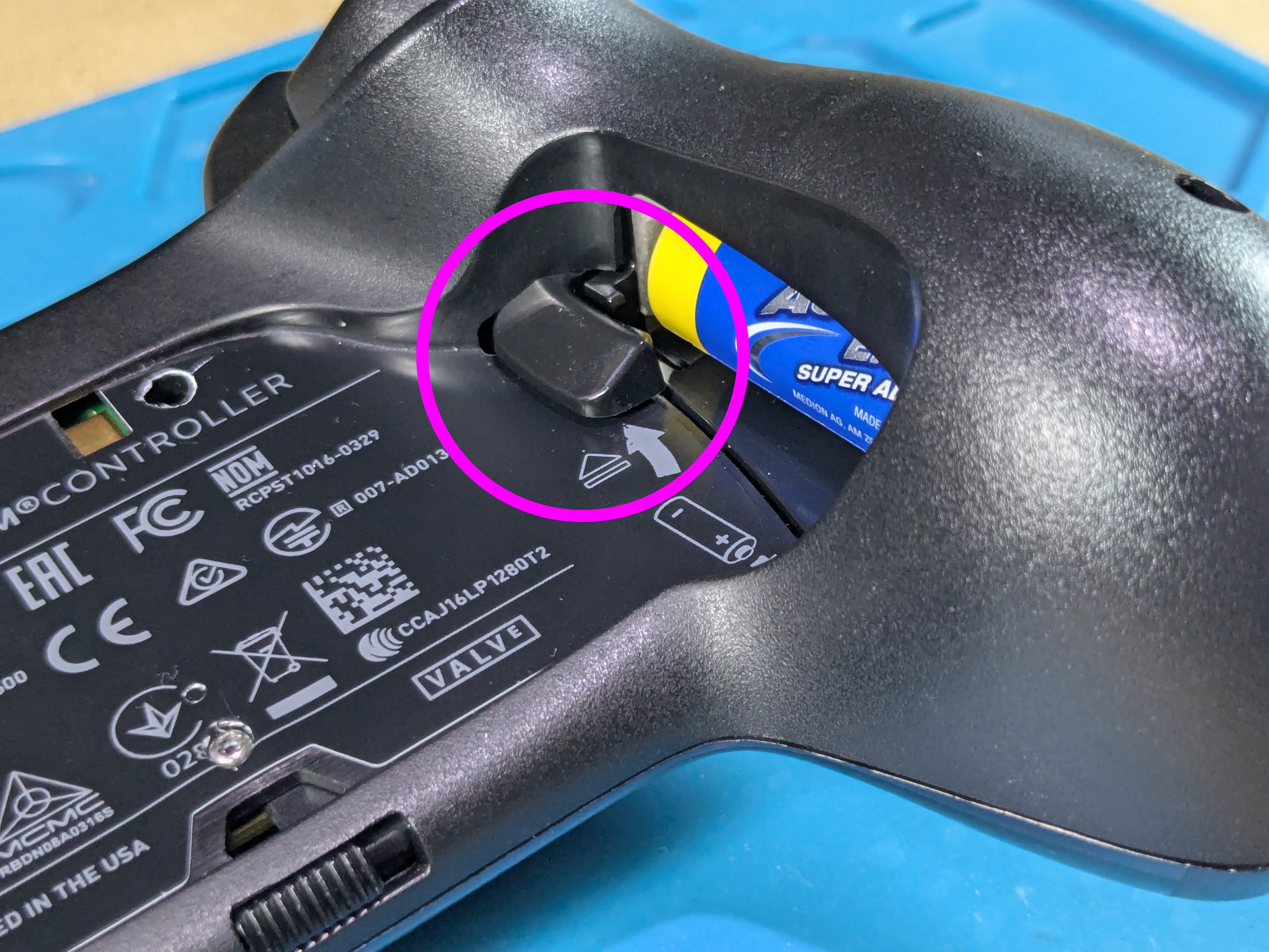 Default_Battery_Holder_Position_Edited